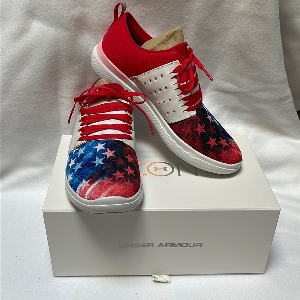 Under Armour Men’s Icon Patriotic Shoes size 9.
